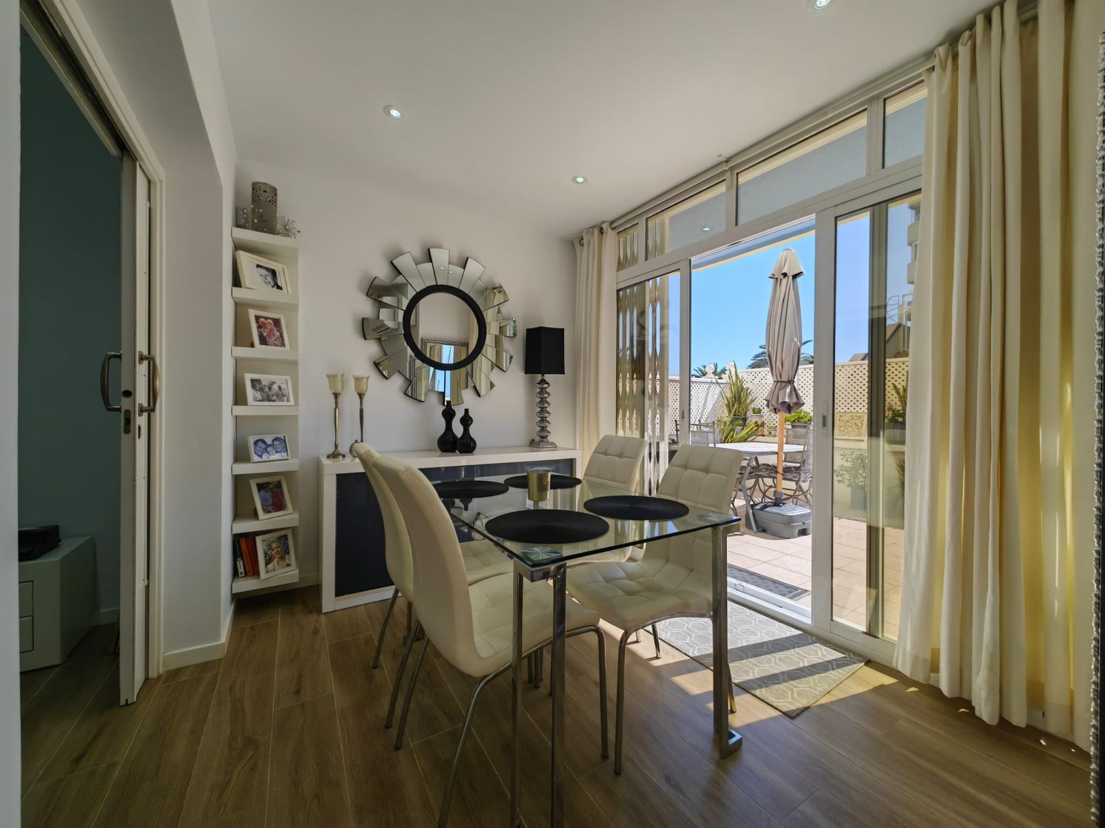 c06b2b87d7d95287140b81993f1af47d - 15