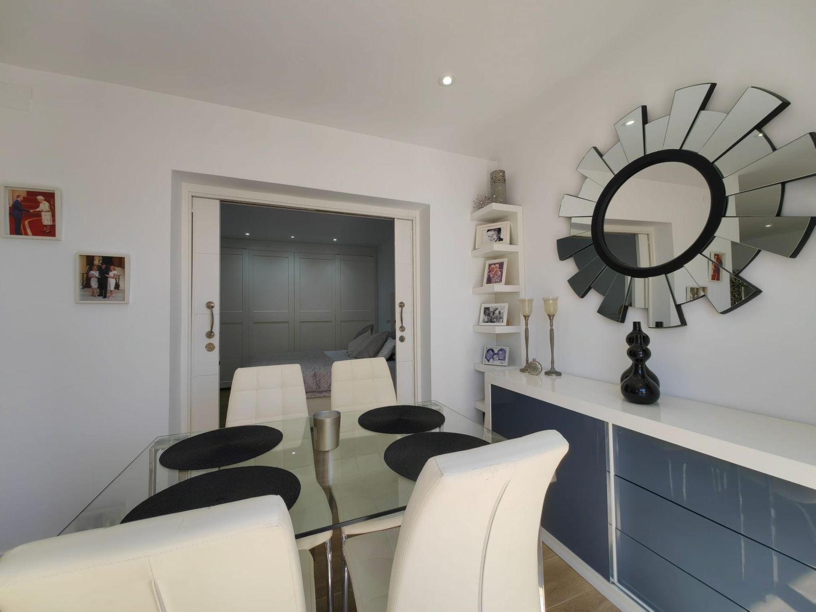 c06b2b87d7d95287140b81993f1af47d - 16