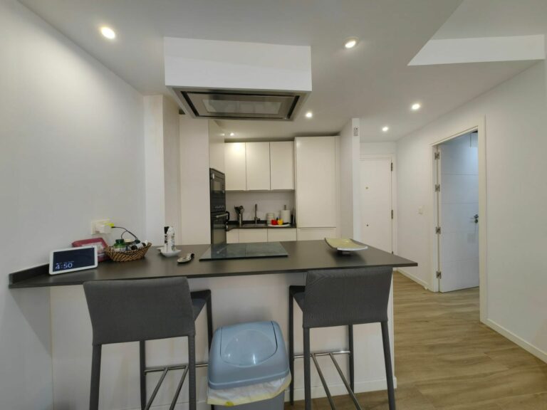 c06b2b87d7d95287140b81993f1af47d - 9