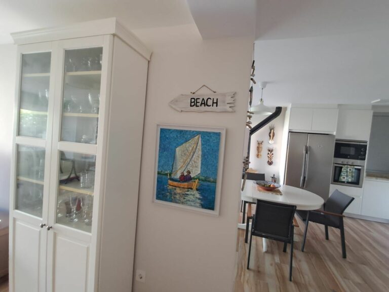 c0a6e934e9b535ec326f60c3fbe6601c - 4