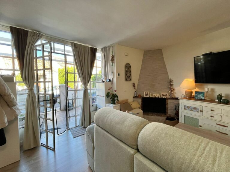 c14186540b0a8d7c2b1e76ebb8207f94 - 8