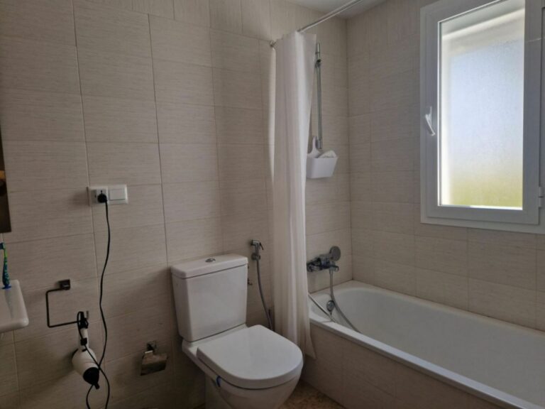 c2b1dca702c5999ff9be91e75739b4a5 - 10