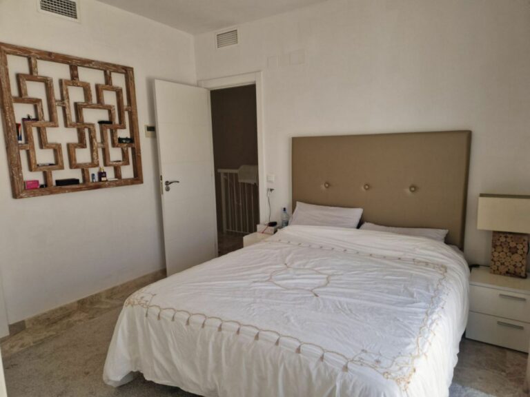 c2b1dca702c5999ff9be91e75739b4a5 - 8