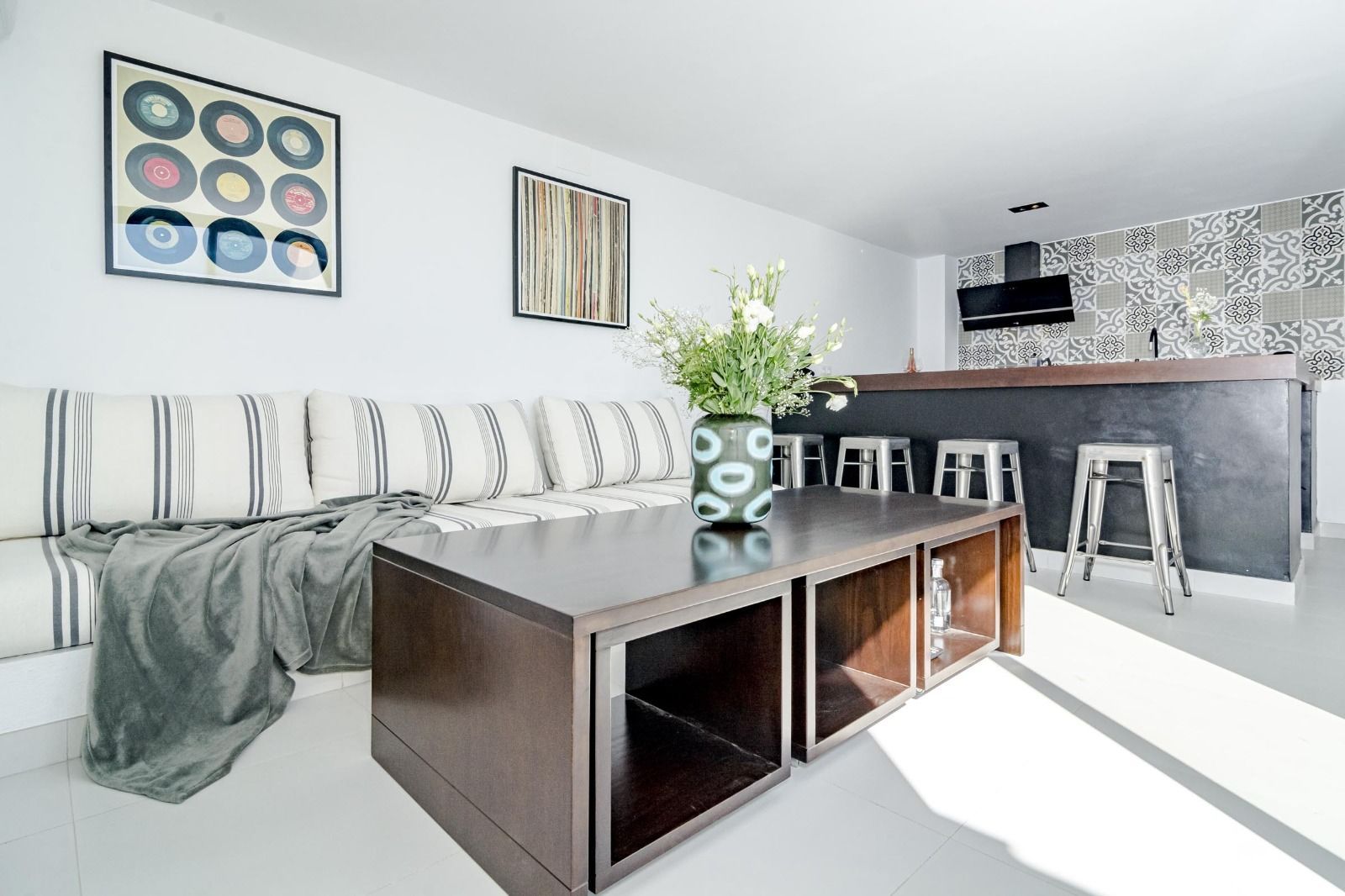 c47a43d1ced383eea74f12b95488dff1 - 7