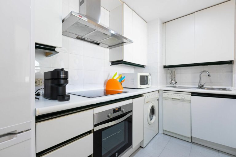 c61ec2f9a8b62cfe64b17a56d0ff6a6d - 6