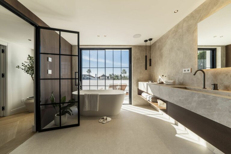 c65c02a16d411fe8247bcdf42eee08b0 - 16