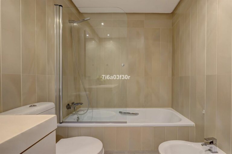 c73cee1ee7661cbc89de03dbc57998ee - 16