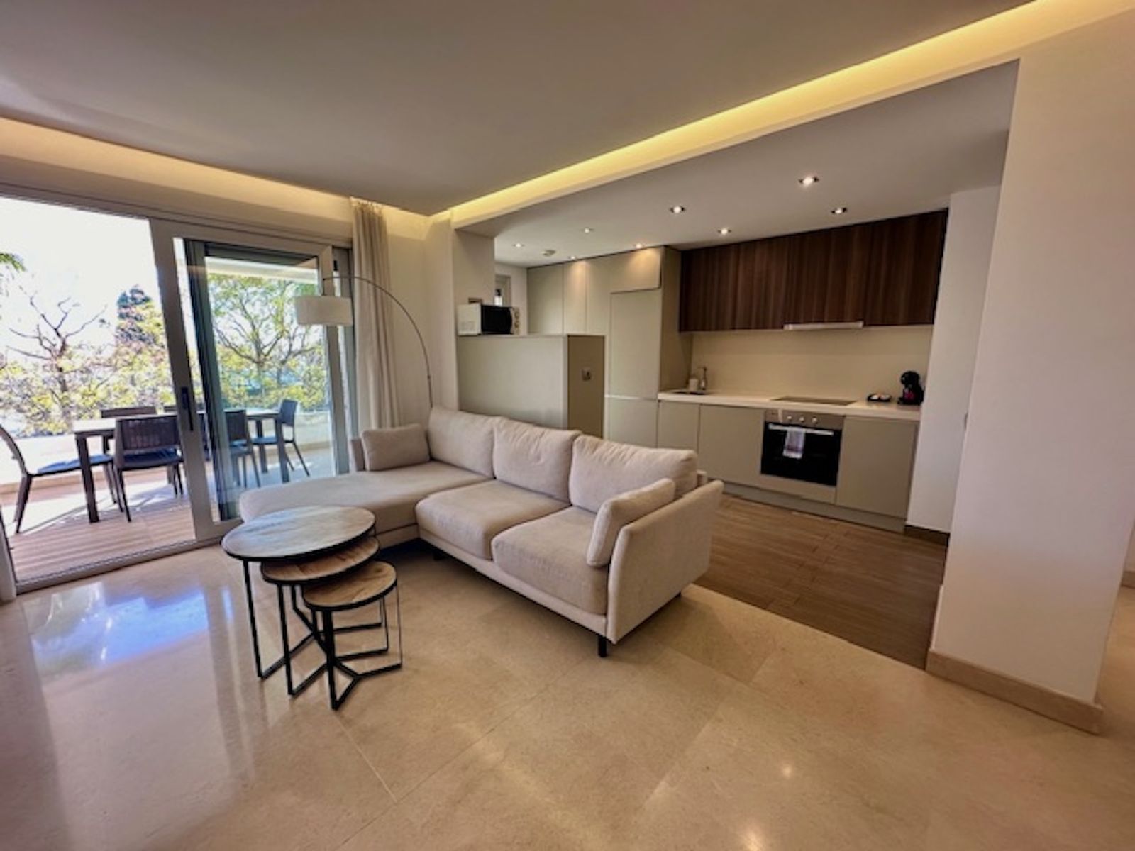 c799701ab59eca3fe091c940278c9d5d - 5