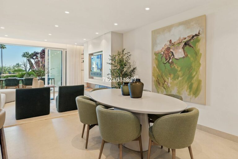 c7e706016c8bfcb86d97357a121d6ff5 - 9