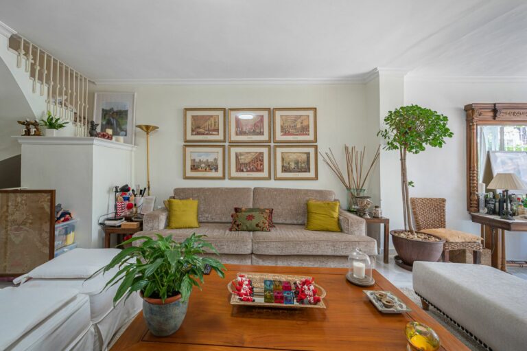 c8736a99dba4faa4087278d7589a0154 - 3