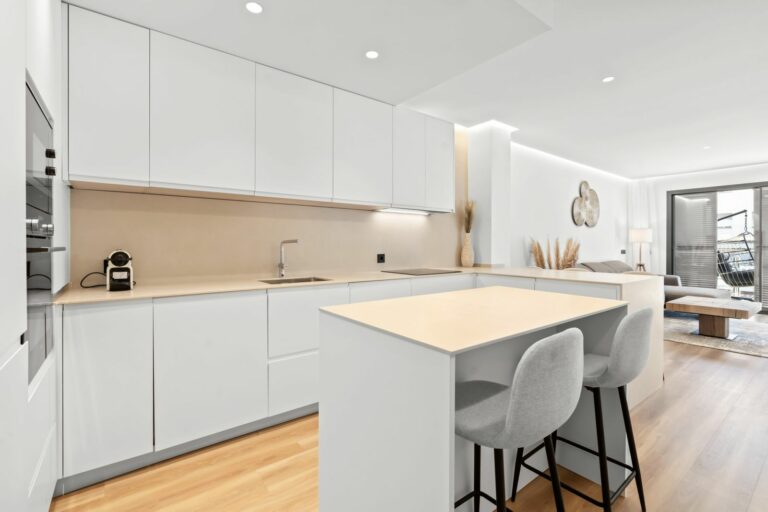 c931e20dea2a931efb0178d21830d2b1 - 3