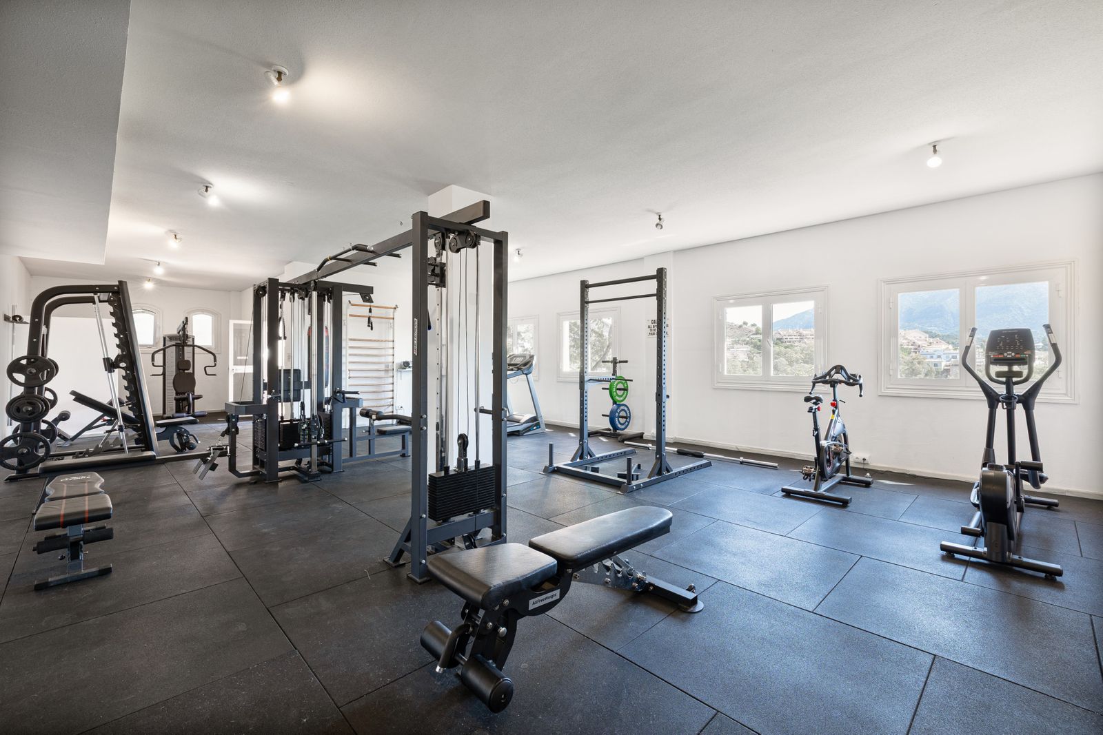 ca0e403b554068a5b262516ce2f8658f - 3