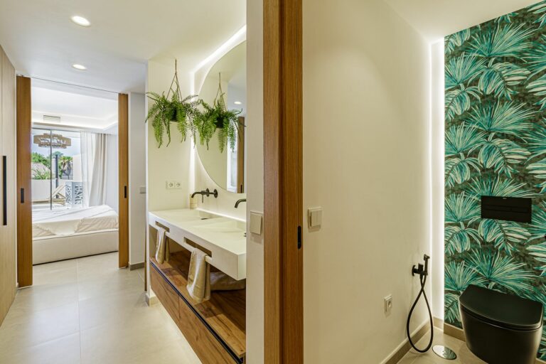 cab0cac89019782bd5631e03ca75f4a0 - 8