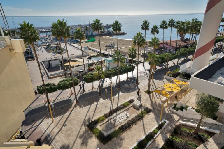 caef432c37e31d9792adb866bb94f75f - 7