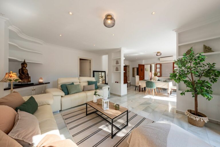 cb522263ba62360f700c452a04b5e3e3 - 13