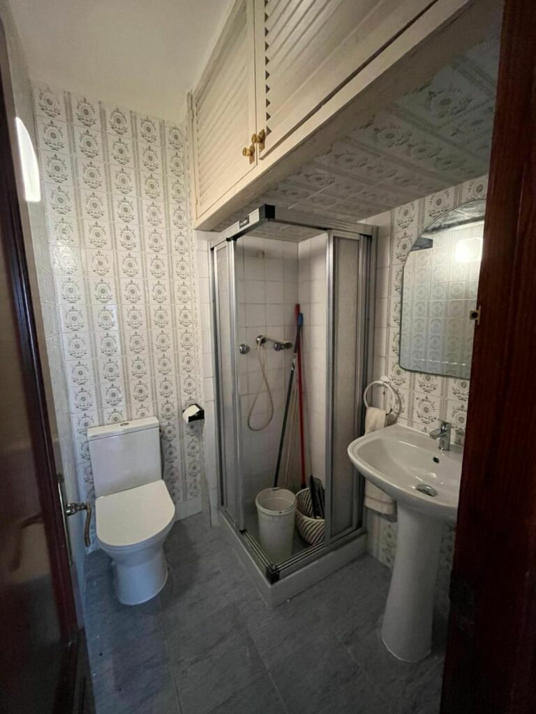 cb9371d04c2a9fa44297255eae9b7ac5 - 13