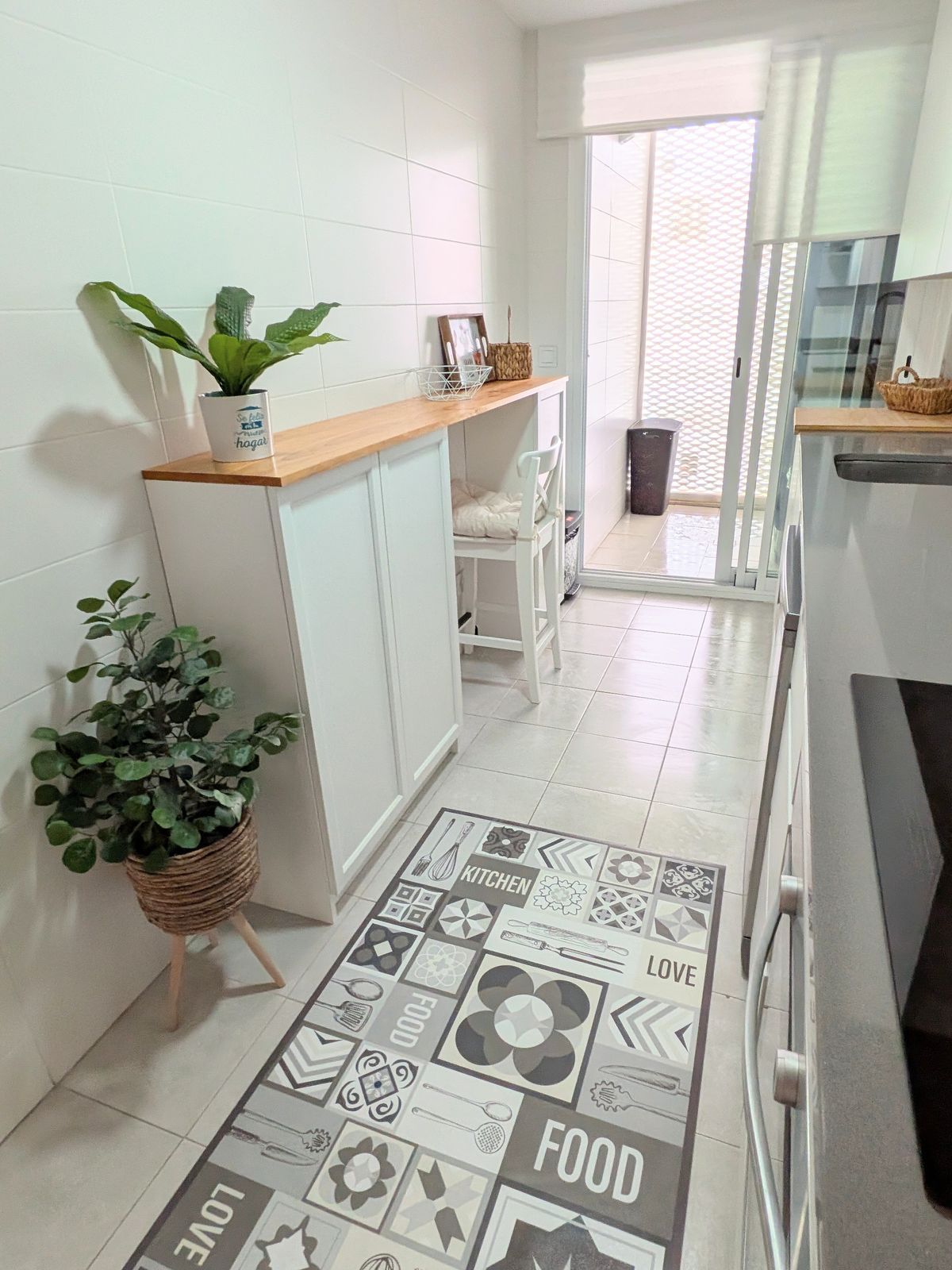 cbe0bfef6c92cd1c4f7a1900bf9a5aa2 - 4