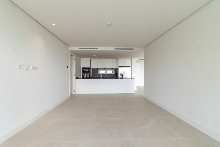 ce0a8a1219c7a85535145b3c5bfcf720 - 11