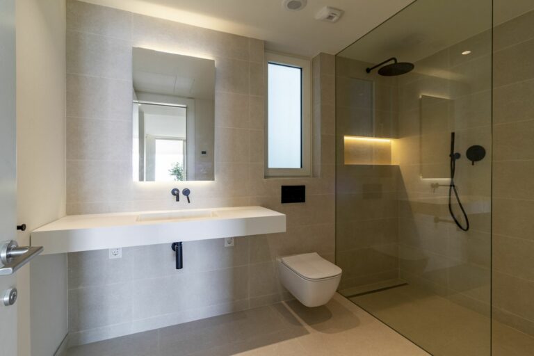 ce0a8a1219c7a85535145b3c5bfcf720 - 15