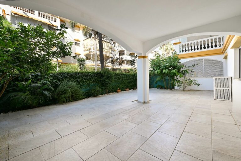 d0fc41ad0b9e2f63588e4f17f749aed5 - 4