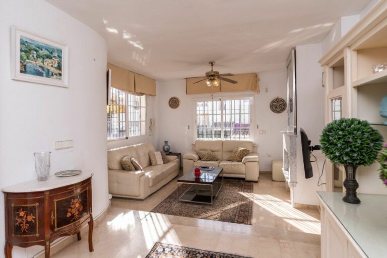 d2e3b8ce2d4c8133cd4ec34a07b9b7a6 - 10