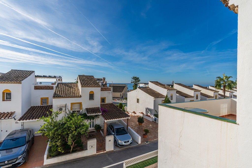 d2e3b8ce2d4c8133cd4ec34a07b9b7a6 - 14