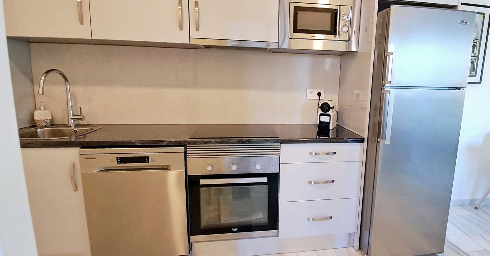 d401ec19fa0d91cb7d12526fd8f7be0f - 8