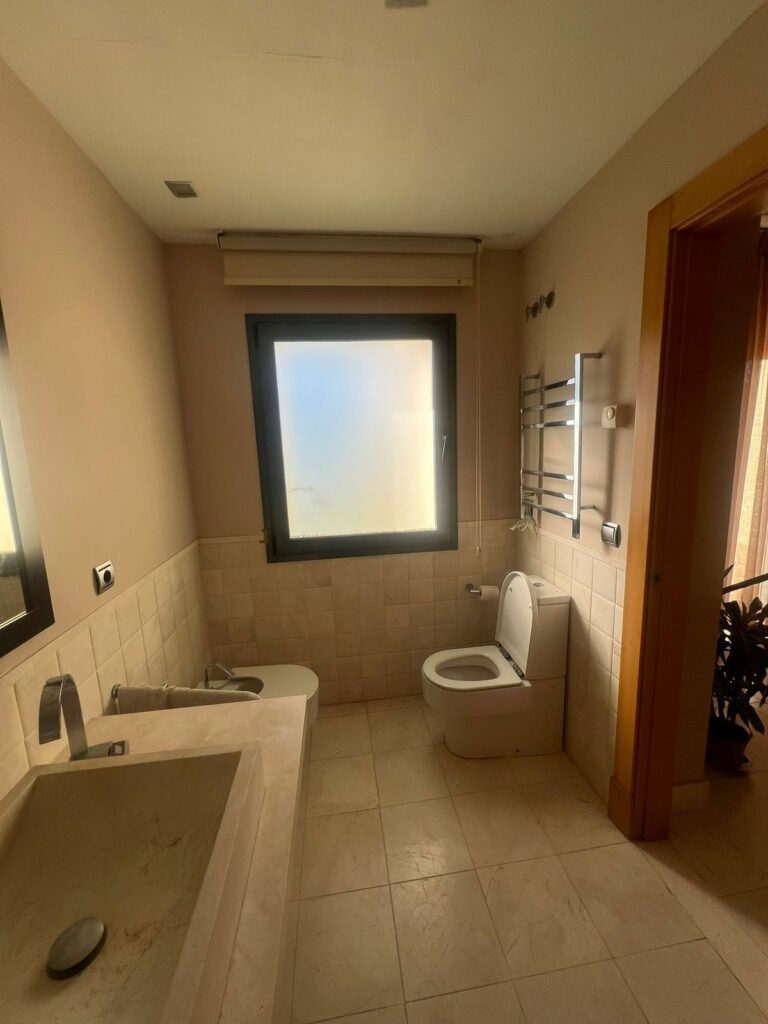 d55659778f1e25878afb07171a937b77 - 7