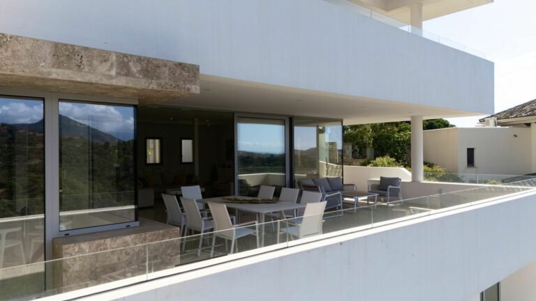 d6a971a8fd032d77f513020a330f25f7 - 10