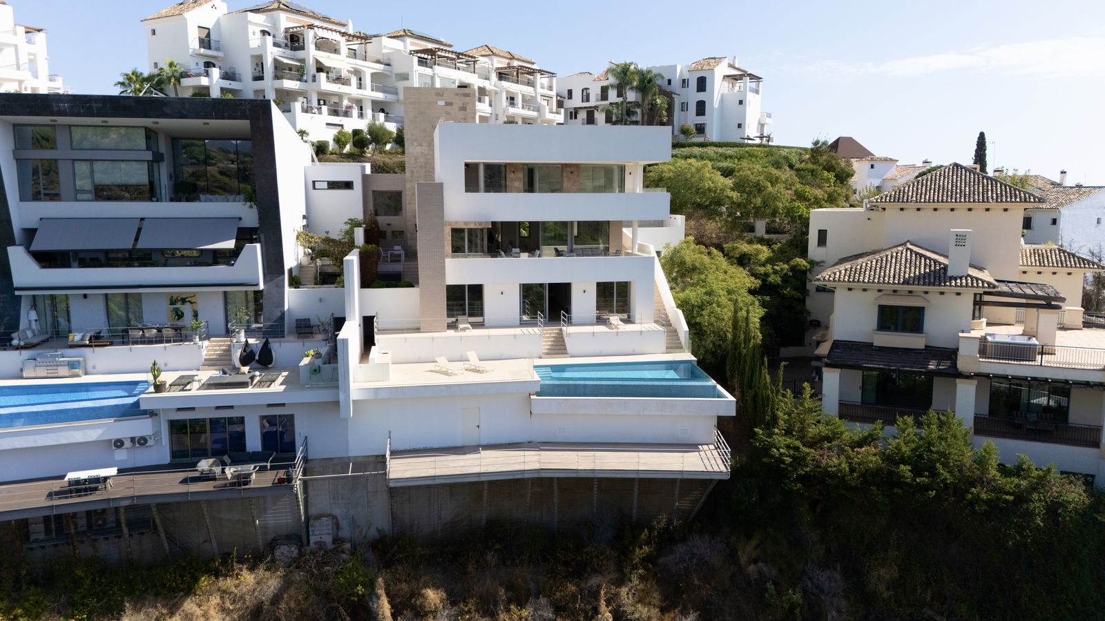 d6a971a8fd032d77f513020a330f25f7 - 13