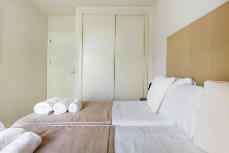 d81b99b0c7c5f5c032030871a4b7f770 - 6