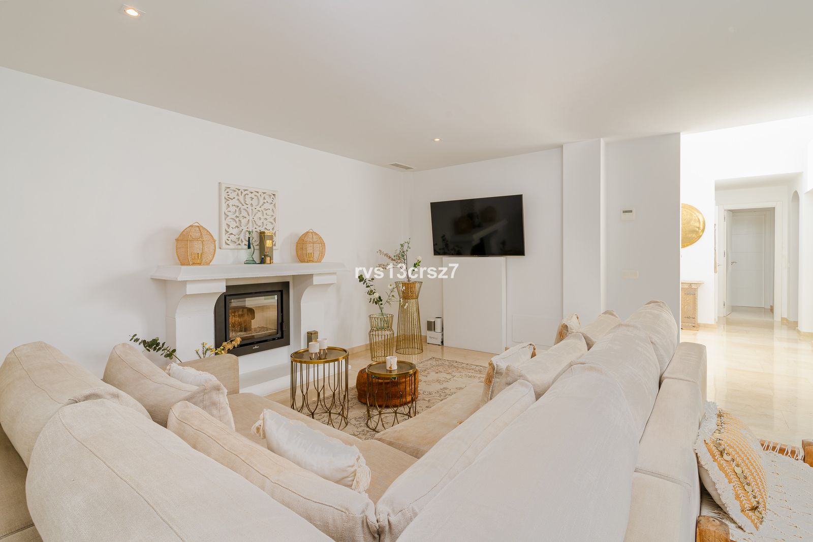 d85c5a116c7313f62edf8815ebccd85f - 14