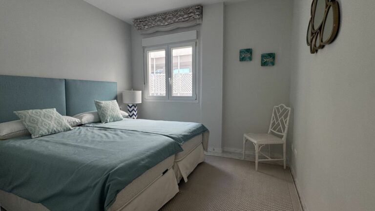 da94125d42851f67466bf53848849bae - 16