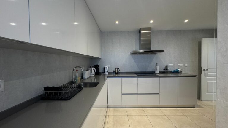 da94125d42851f67466bf53848849bae - 8