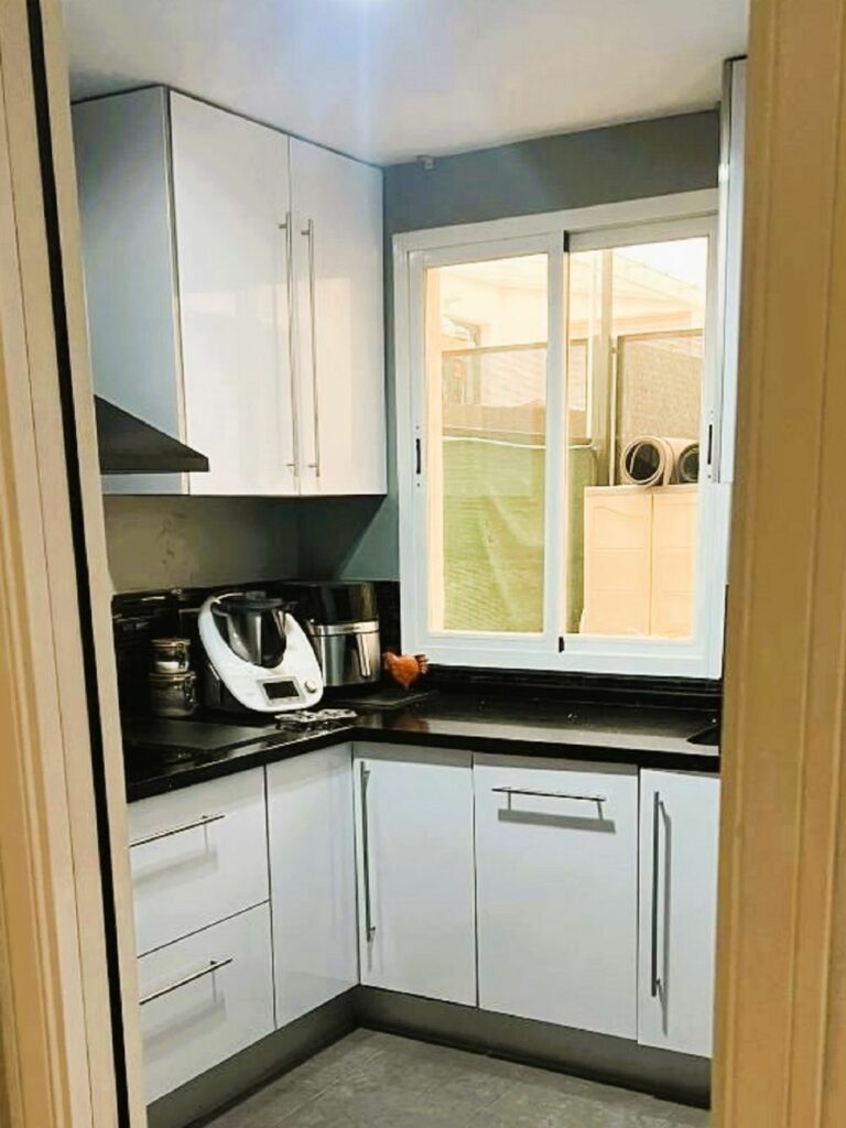 db1004fbb8be1f8a718cb3348fd8d0f9 - 12