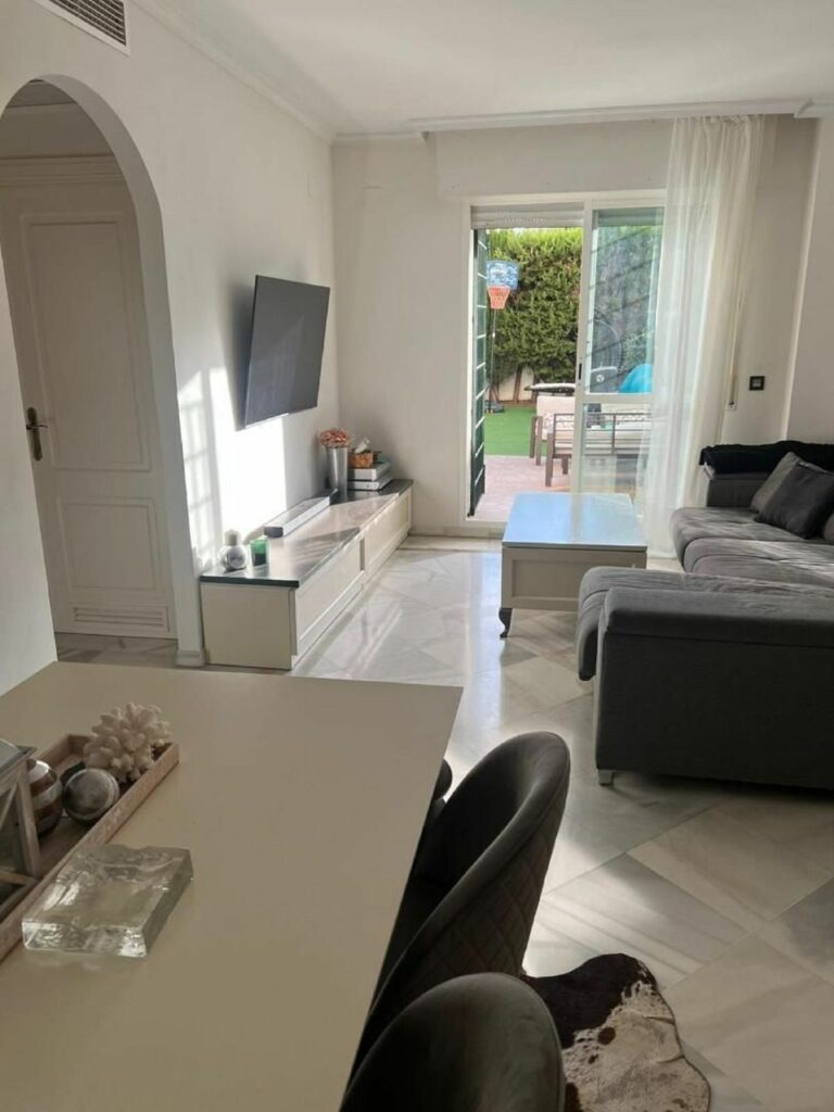 db1004fbb8be1f8a718cb3348fd8d0f9 - 9