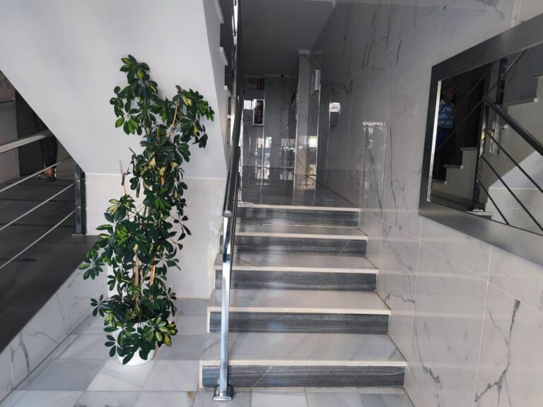 db68c631d1afa53117b37550f56ecf44 - 2