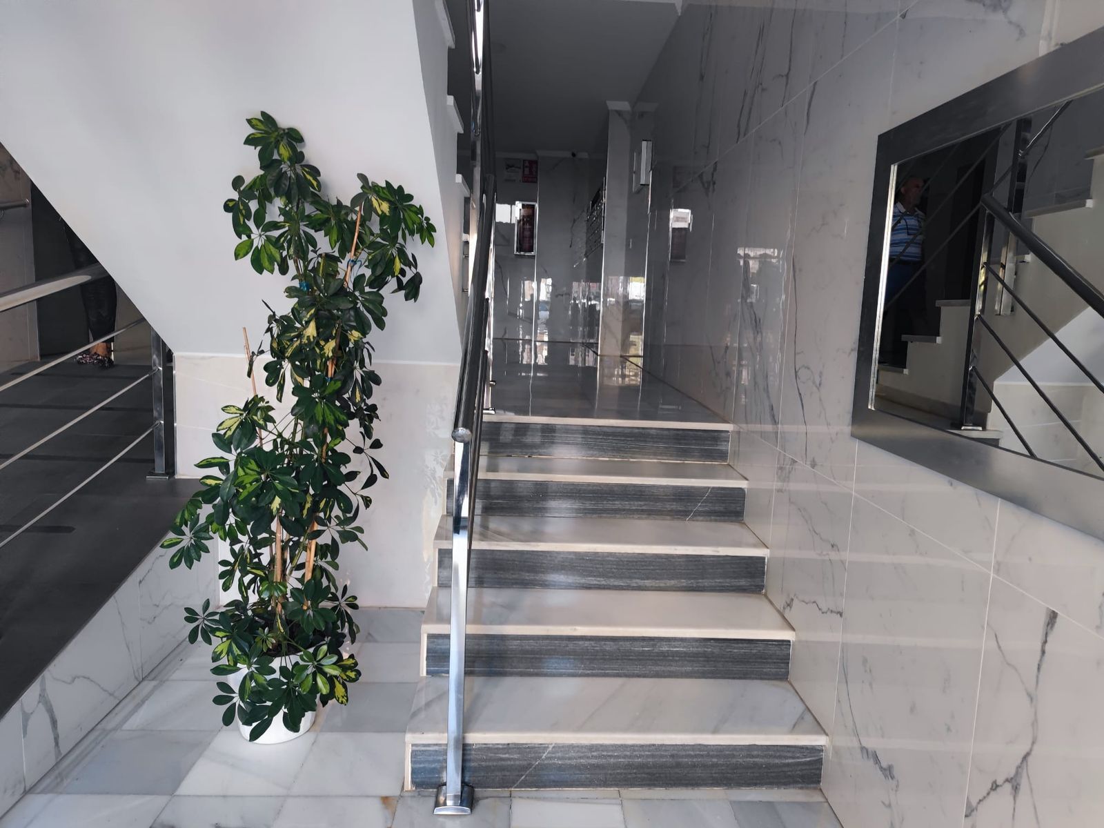 db68c631d1afa53117b37550f56ecf44 - 2