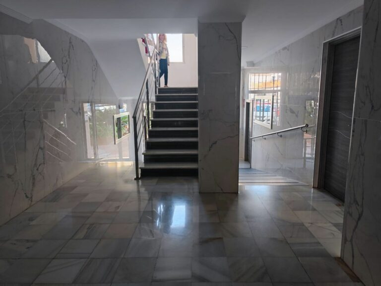 db68c631d1afa53117b37550f56ecf44 - 3