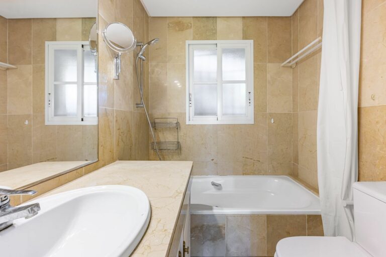 dbfa8842bd5a73b205620a700ac6d442 - 10