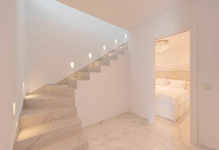 dc9445e13fef08c927fe12bdb2a8715d - 14