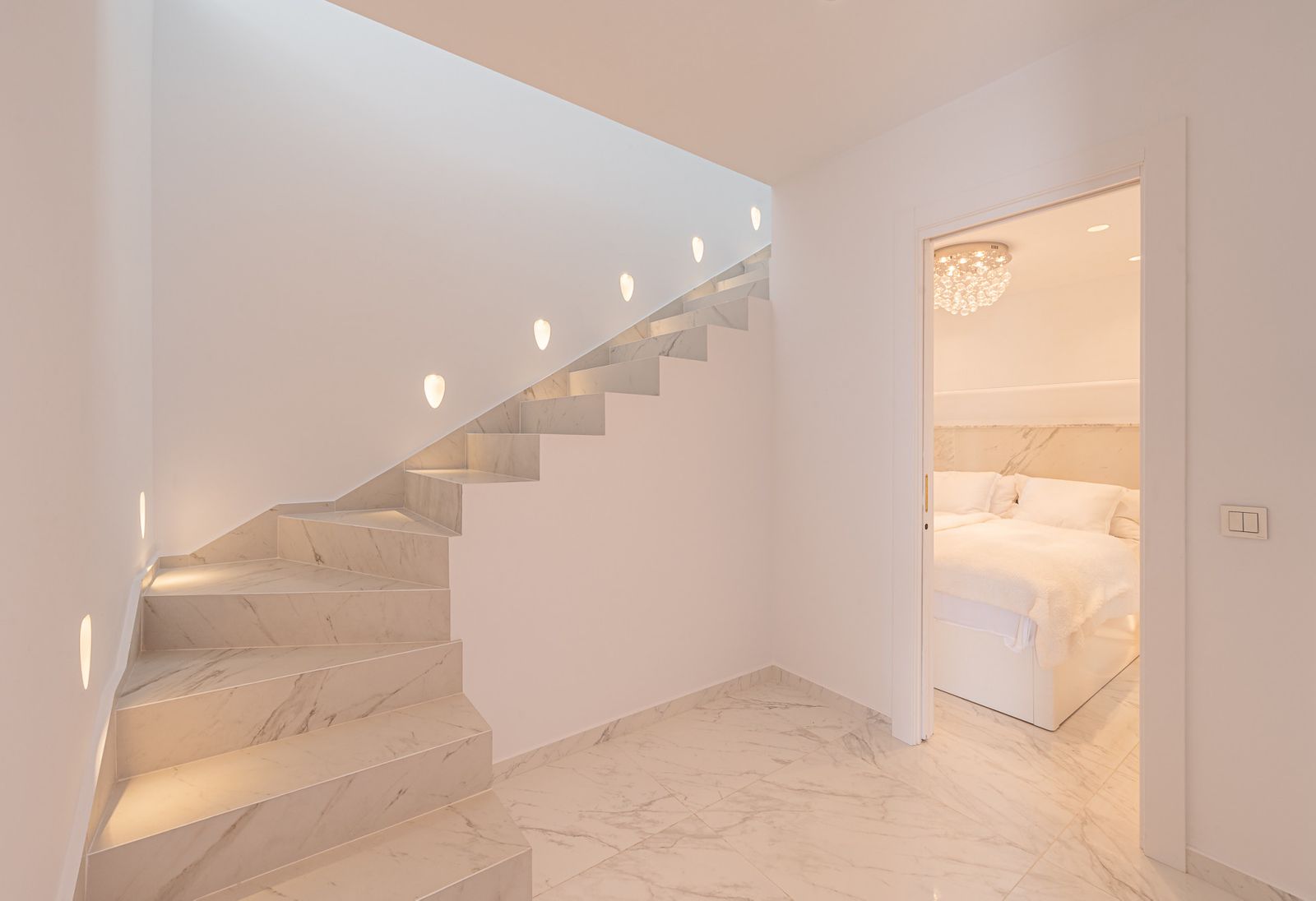 dc9445e13fef08c927fe12bdb2a8715d - 14