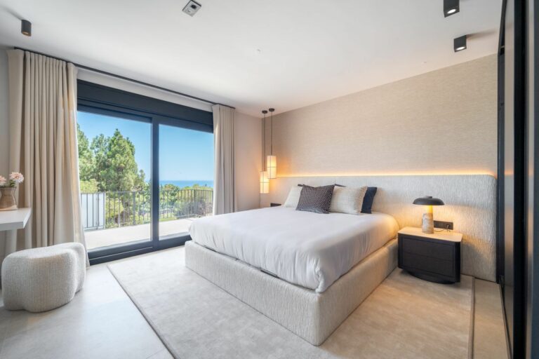 ddc26f61a7404c0e2159b1c5c602e1a2 - 1