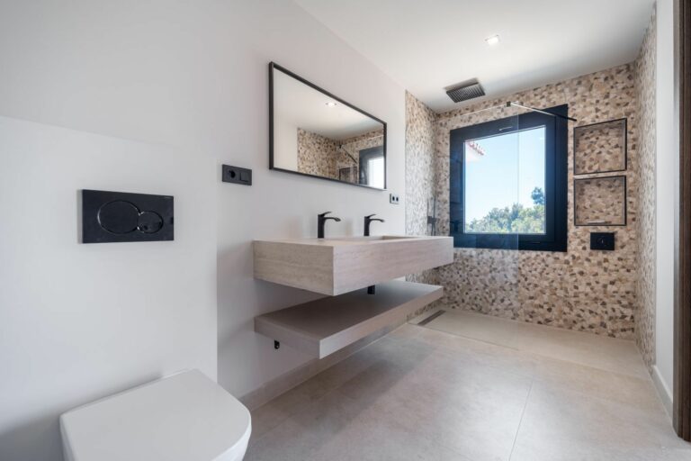 ddc26f61a7404c0e2159b1c5c602e1a2 - 14