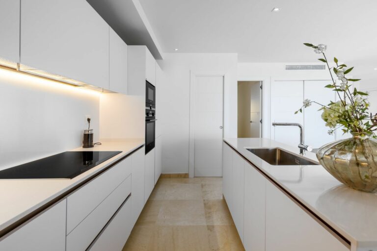 ddc55a6c5e9b9480ed6e243ac2f9a09b - 13