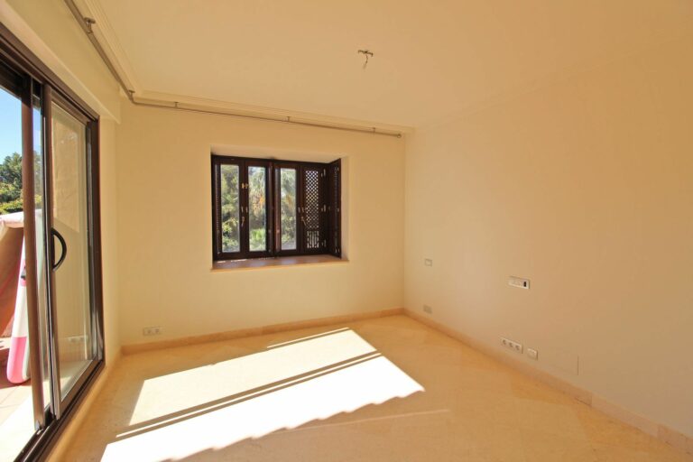 dddbc29cc153cc4fadacac20de9d9ff0 - 10