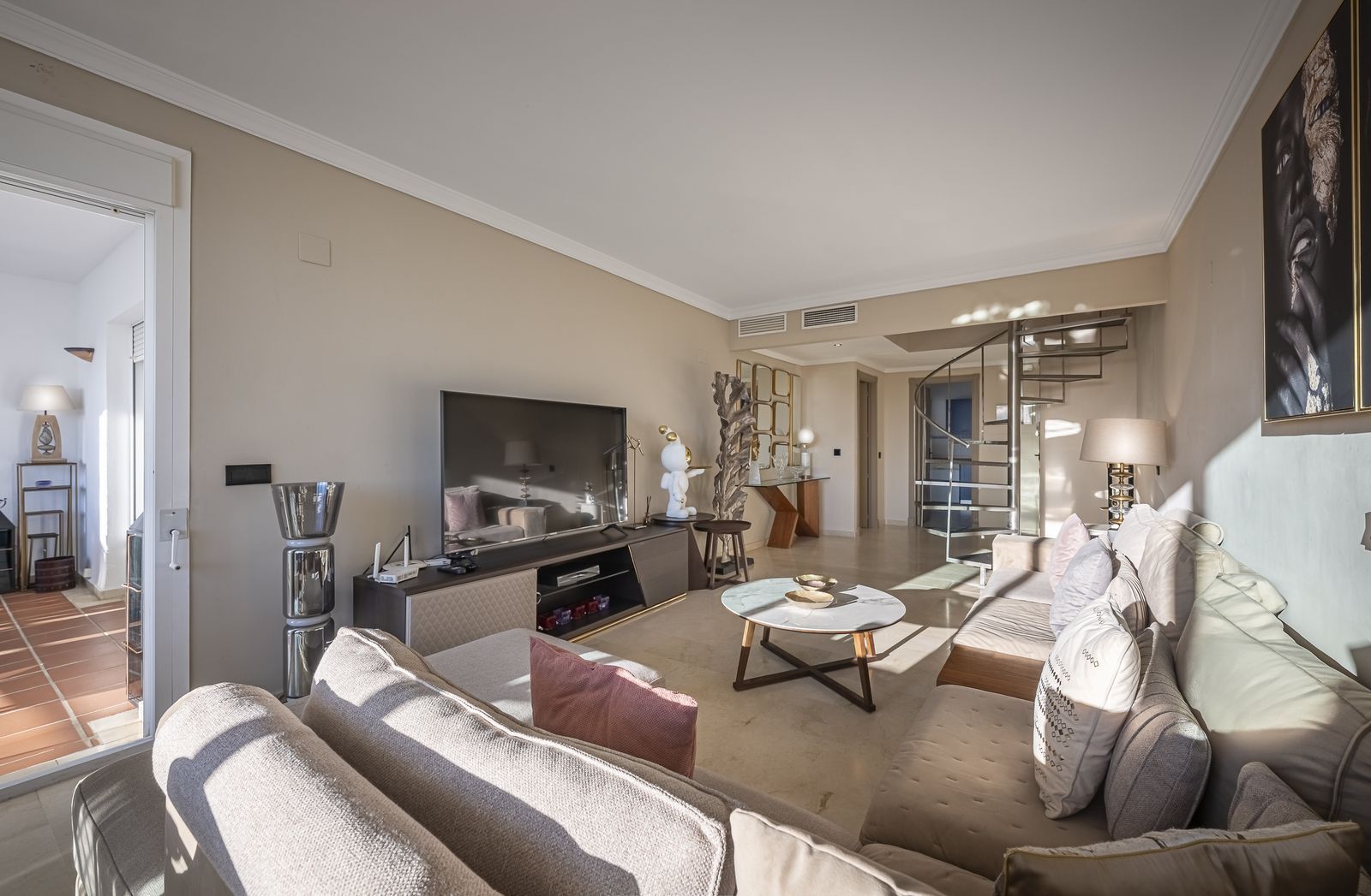 de5e36758288906b6ce68822a5ed18fb - 5