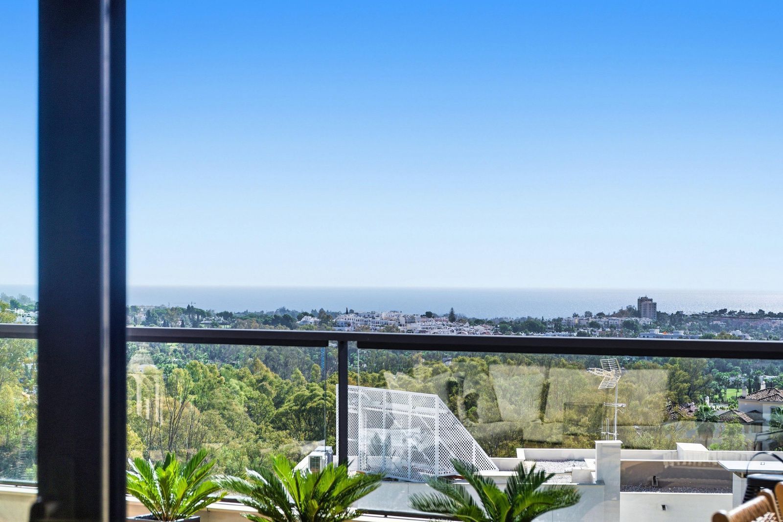 df2c175655a61c4f62cc17616535c070 - 8