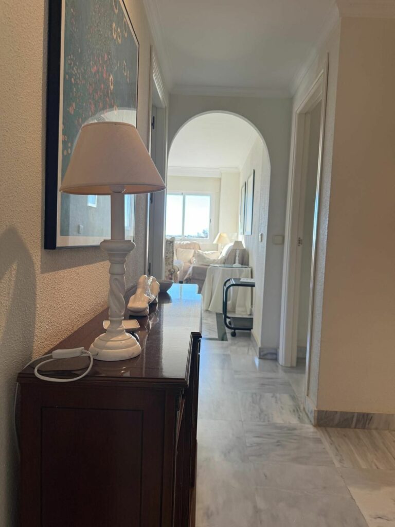 df3077e6d72e43e1809de1f3eda5c648 - 10