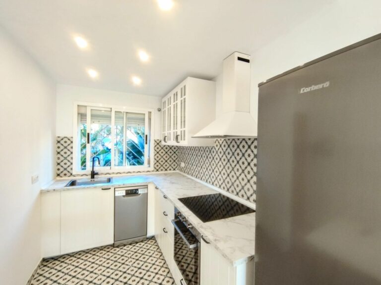 dfd03339ea50ea8cfed181b30515f0f5 - 10